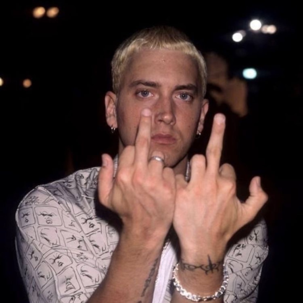 Meet your Posher, Victoria